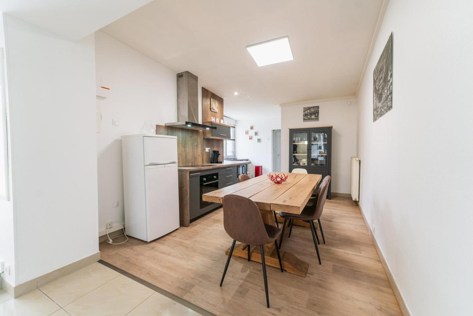 Le Gue Sourdeau: 150M² 5 Min From Futuroscope Apartment Chasseneuil-du-Poitou Ngoại thất bức ảnh